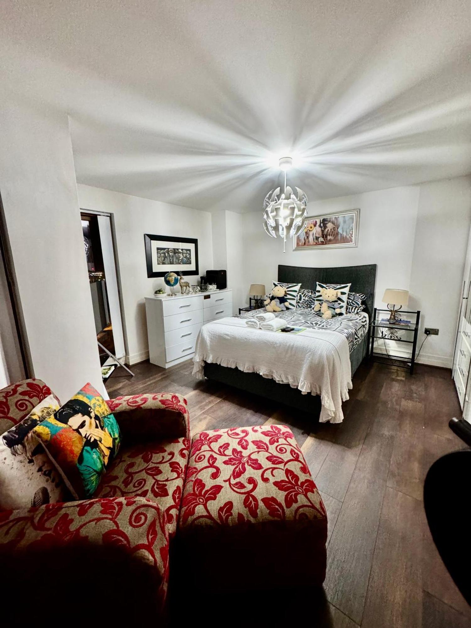 James Clow Bed & Breakfast Белфаст Екстериор снимка