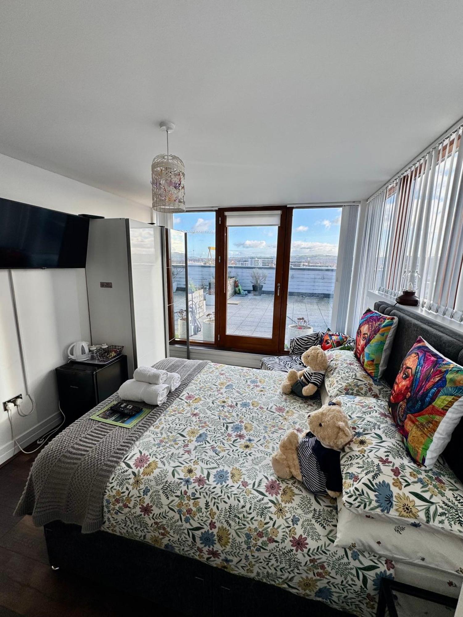 James Clow Bed & Breakfast Белфаст Екстериор снимка